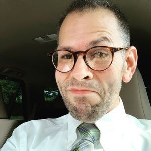 Meet your Posher, Jonathan